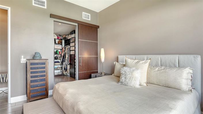 Image No.22-3 Bed Property for sale