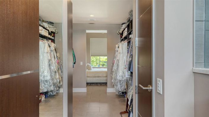 Image No.27-3 Bed Property for sale