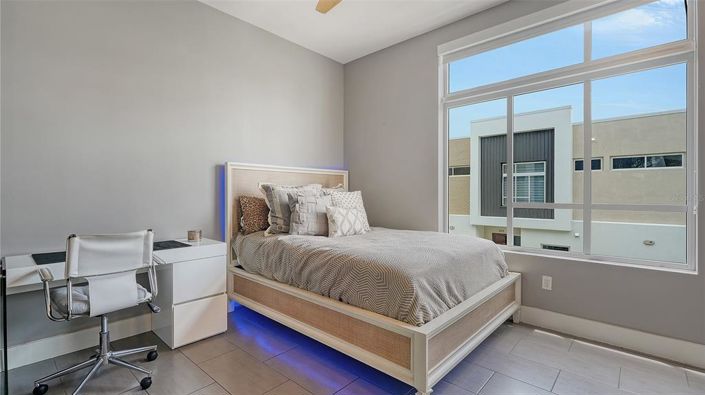 Image No.34-3 Bed Property for sale