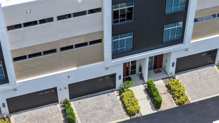 Image No.44-3 Bed Property for sale