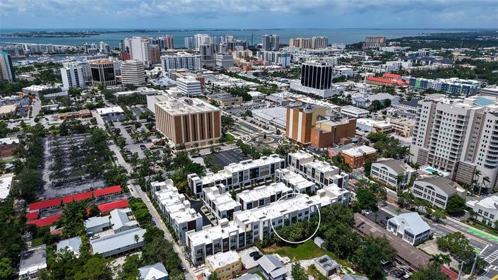 Image No.49-3 Bed Property for sale