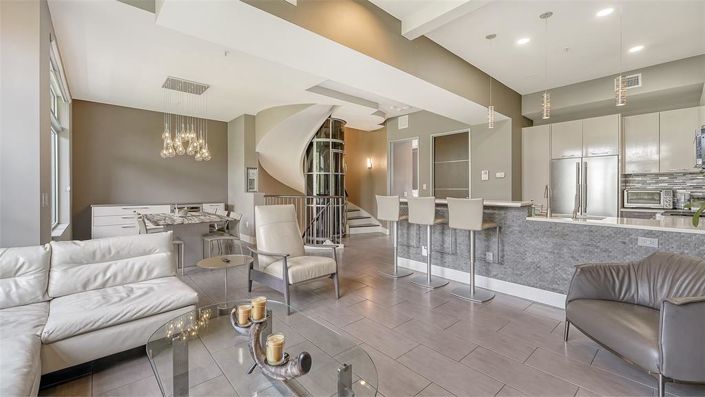 Image No.8-3 Bed Property for sale