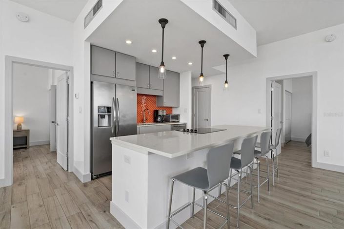 Image No.15-2 Bed Property for sale