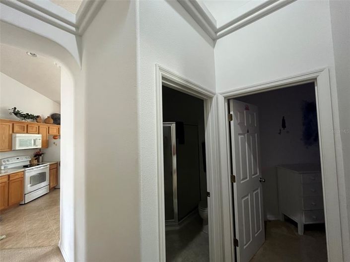 Image No.12-4 Bed Property for sale