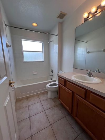 Image No.9-6 Bed Property for sale