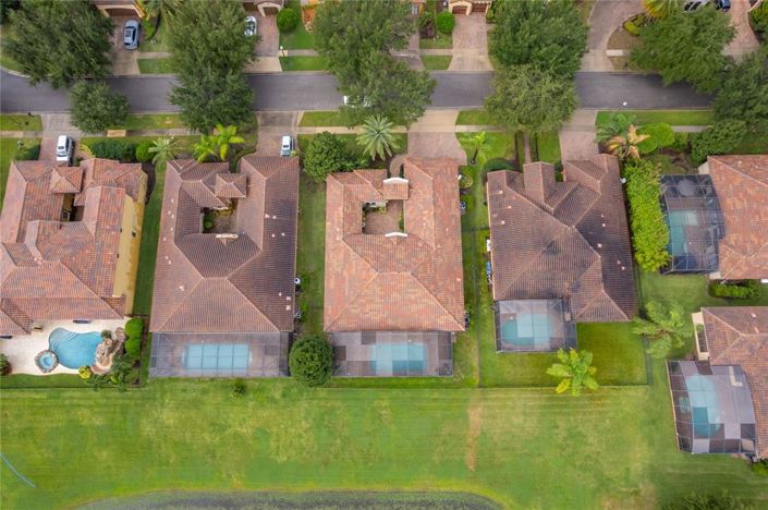 Image No.4-4 Bed Property for sale