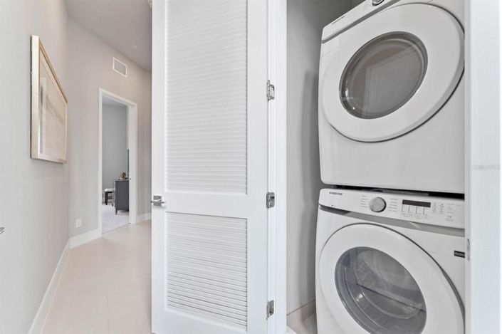 Image No.19-5 Bed Property for sale