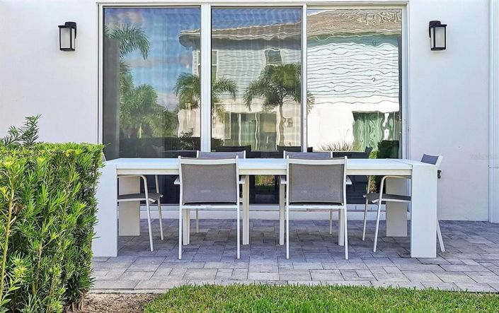 Image No.14-3 Bed Townhouse for sale