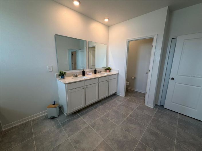 Image No.32-3 Bed Townhouse for sale