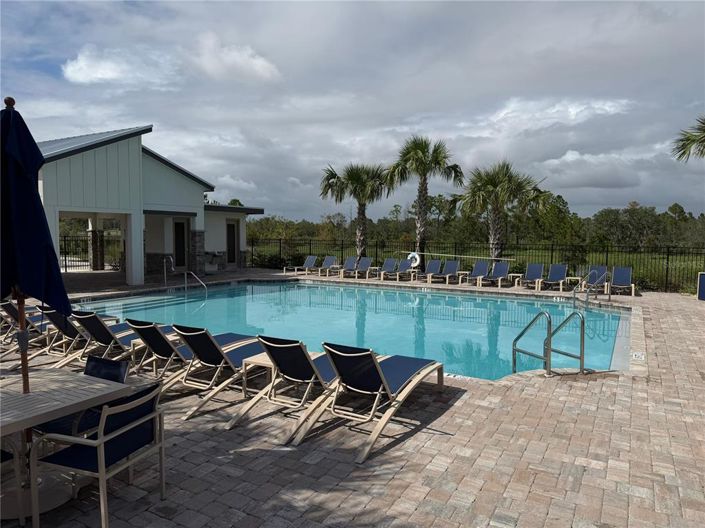 Image No.47-3 Bed Townhouse for sale