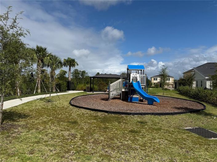 Image No.50-3 Bed Townhouse for sale