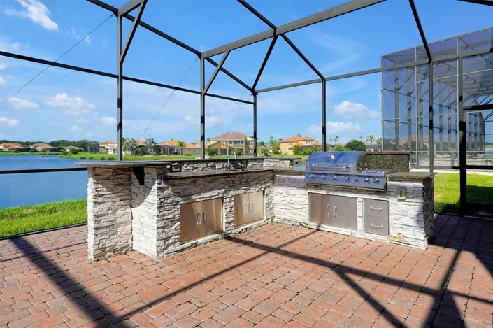 Image No.43-5 Bed Property for sale