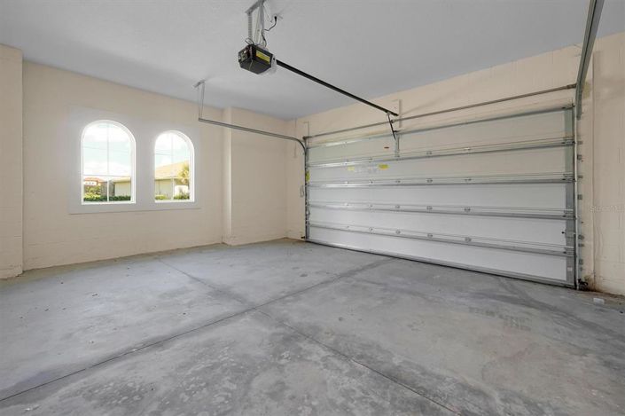 Image No.45-5 Bed Property for sale