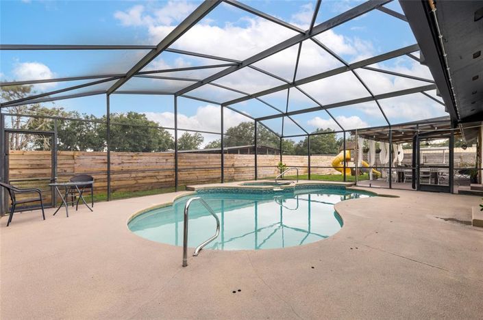 Image No.39-5 Bed Property for sale