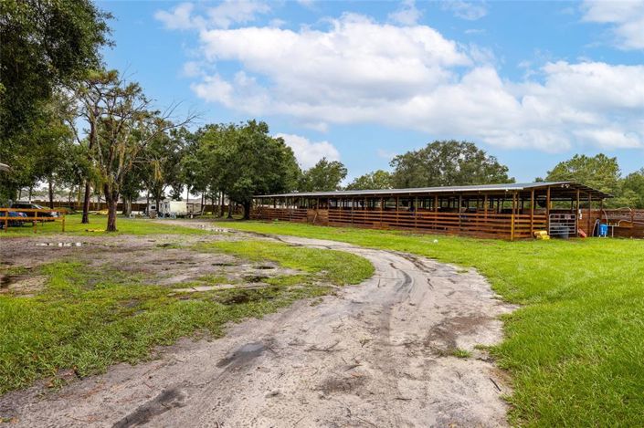 Image No.46-5 Bed Property for sale