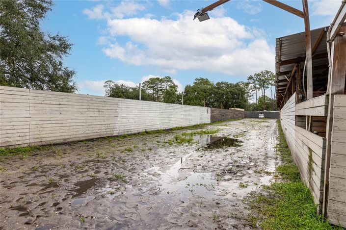 Image No.50-5 Bed Property for sale