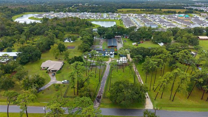 Image No.52-5 Bed Property for sale