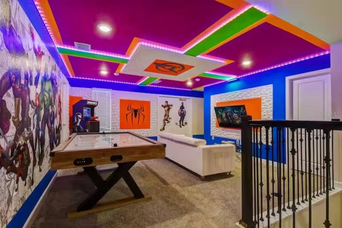 Image No.25-8 Bed Property for sale