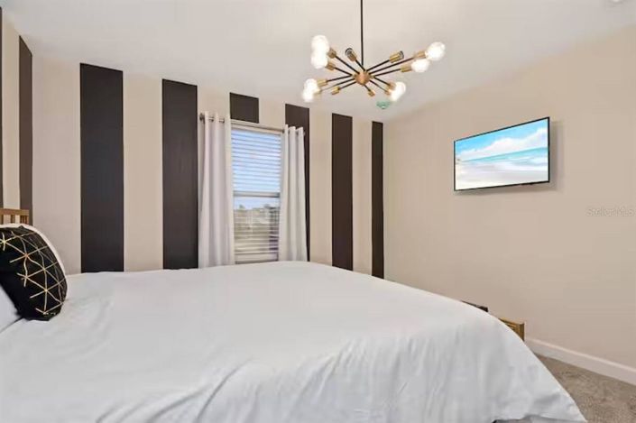 Image No.37-8 Bed Property for sale