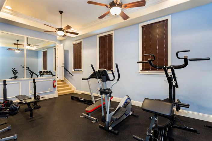 Image No.11-12 Bed Property for sale