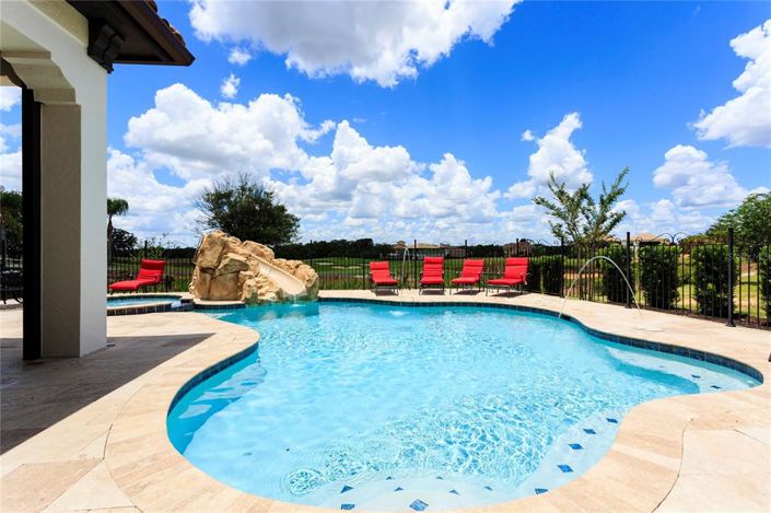 Image No.23-12 Bed Property for sale