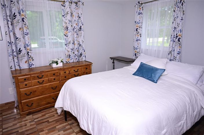 Image No.17-5 Bed Property for sale