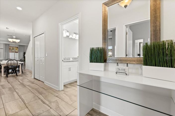 Image No.33-5 Bed Townhouse for sale