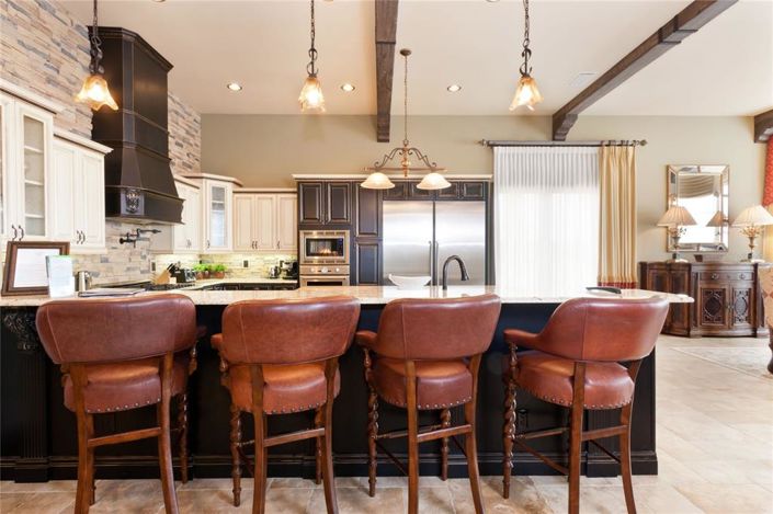 Image No.21-8 Bed Property for sale