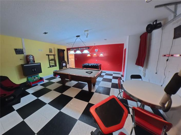 Image No.28-4 Bed Property for sale