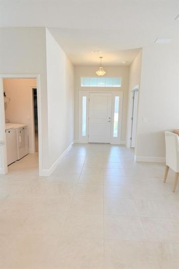 Image No.3-4 Bed Property for sale