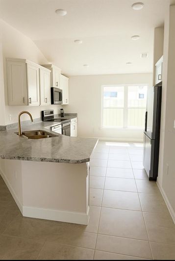 Image No.7-4 Bed Property for sale