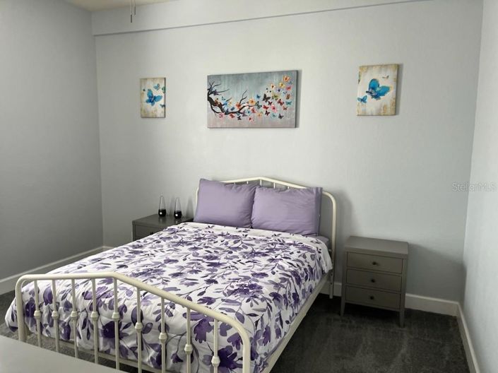 Image No.17-4 Bed Townhouse for sale