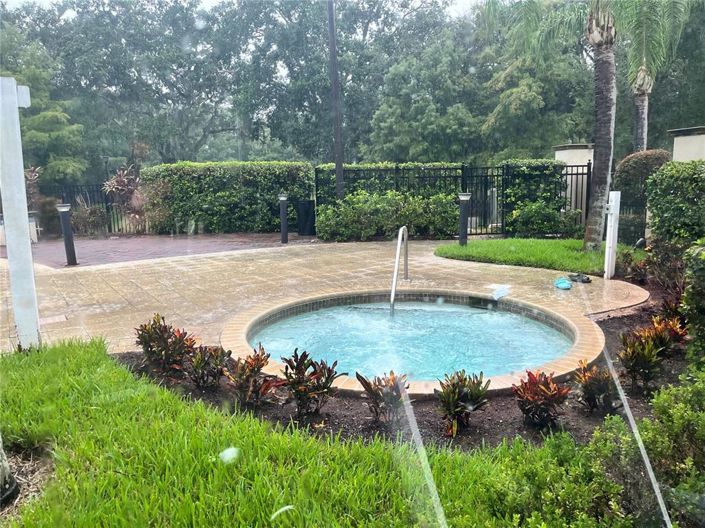 Image No.25-4 Bed Townhouse for sale