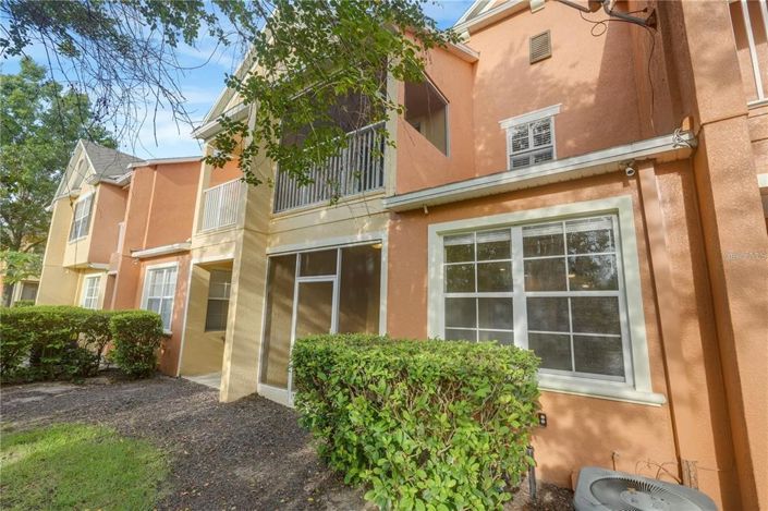 Image No.11-3 Bed Townhouse for sale