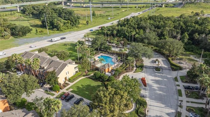 Image No.31-3 Bed Townhouse for sale