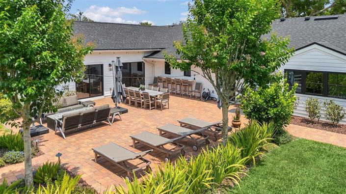 Image No.56-4 Bed Property for sale