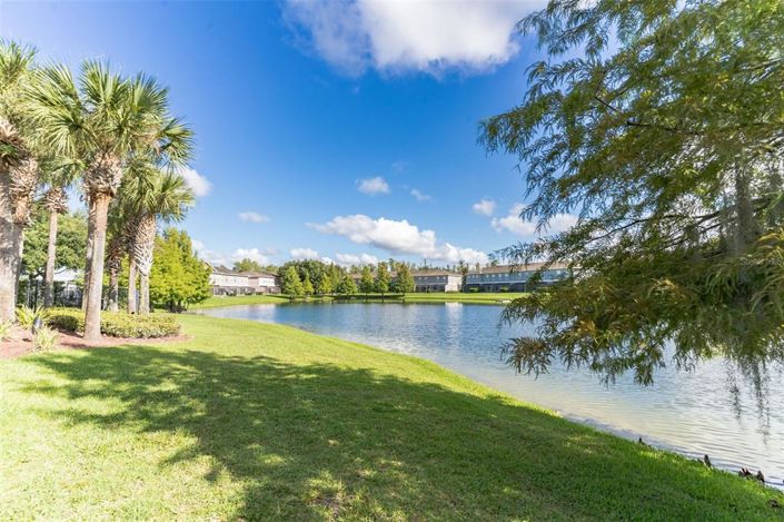 Image No.27-4 Bed Townhouse for sale