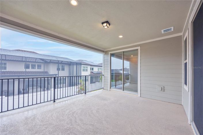 Image No.41-6 Bed Property for sale