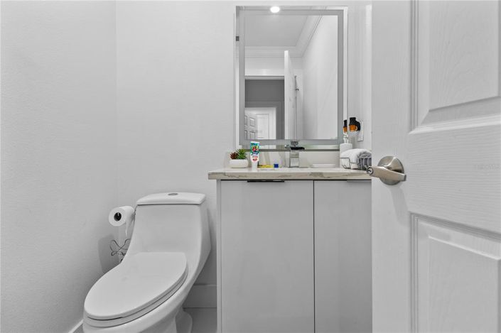 Image No.40-5 Bed Property for sale