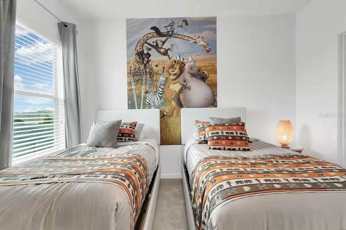 Image No.11-5 Bed Property for sale