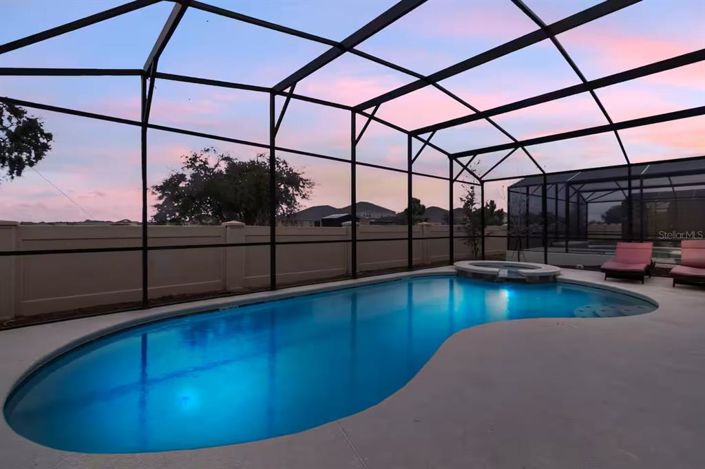 Image No.19-5 Bed Property for sale