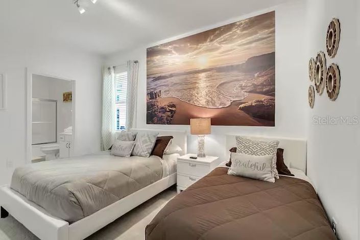 Image No.7-5 Bed Property for sale