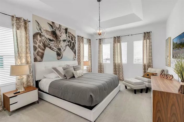 Image No.9-5 Bed Property for sale