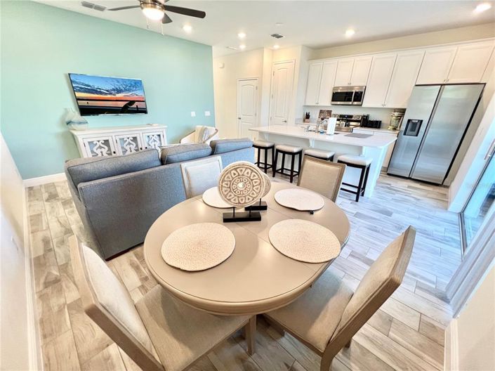 Image No.17-3 Bed Townhouse for sale