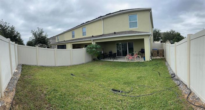 Image No.24-3 Bed Townhouse for sale