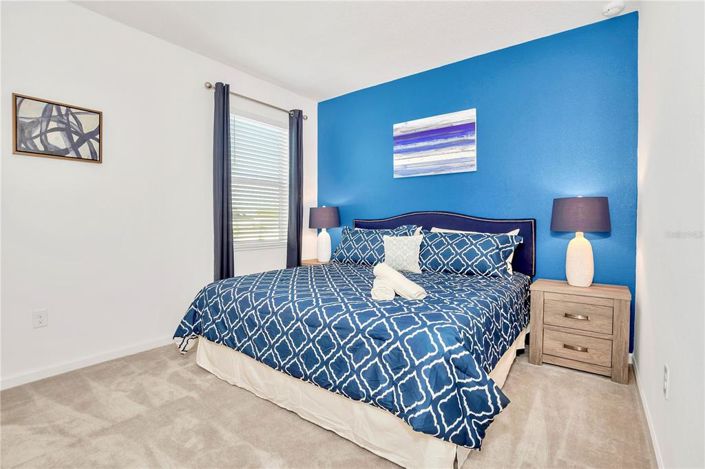 Image No.22-8 Bed Property for sale