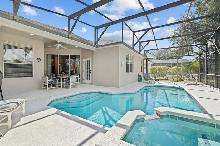 Image No.4-4 Bed Property for sale