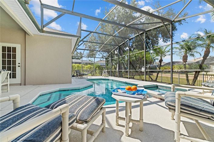 Image No.43-4 Bed Property for sale