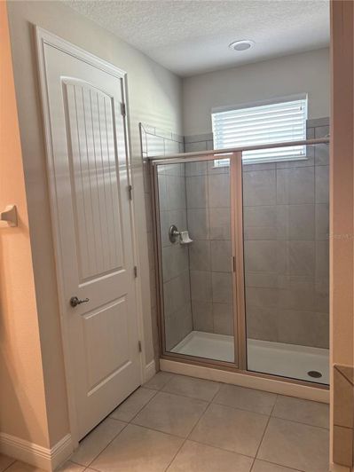 Image No.31-6 Bed Property for sale