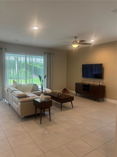 Image No.7-6 Bed Property for sale